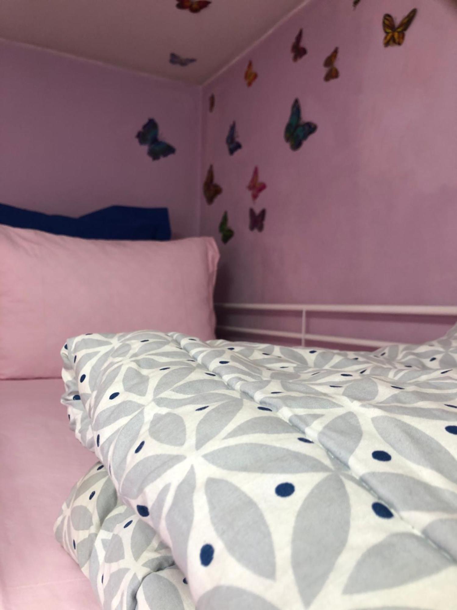 Female-Dortoir Femme -Dorm Shared Room Paris Bobigny Kültér fotó