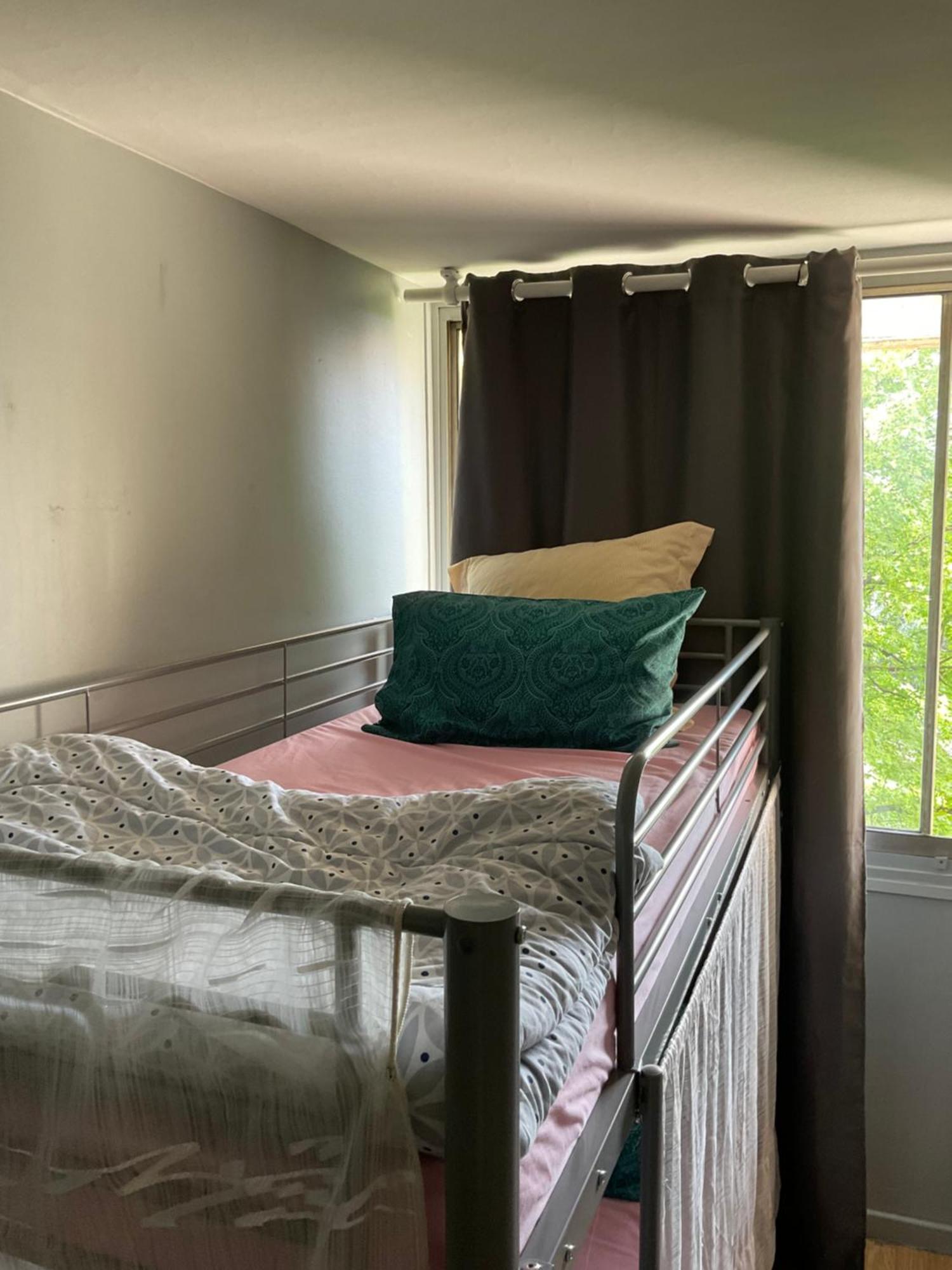 Female-Dortoir Femme -Dorm Shared Room Paris Bobigny Kültér fotó